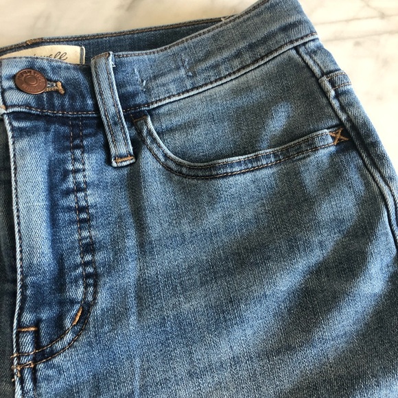 Madewell 9” Crop Skinny Jeans in Stinson Wash Size 26 - Picture 4 of 6